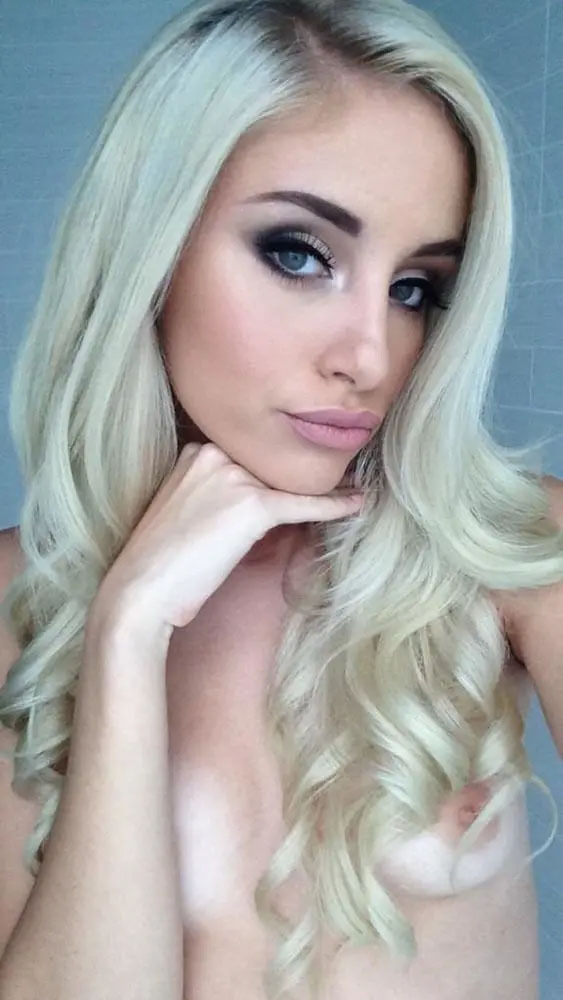 Проститутка Питера Кира с 2 размером груди предлагает интим услуги у метро Петроградская  +7(981)289-01-65 - фото 2