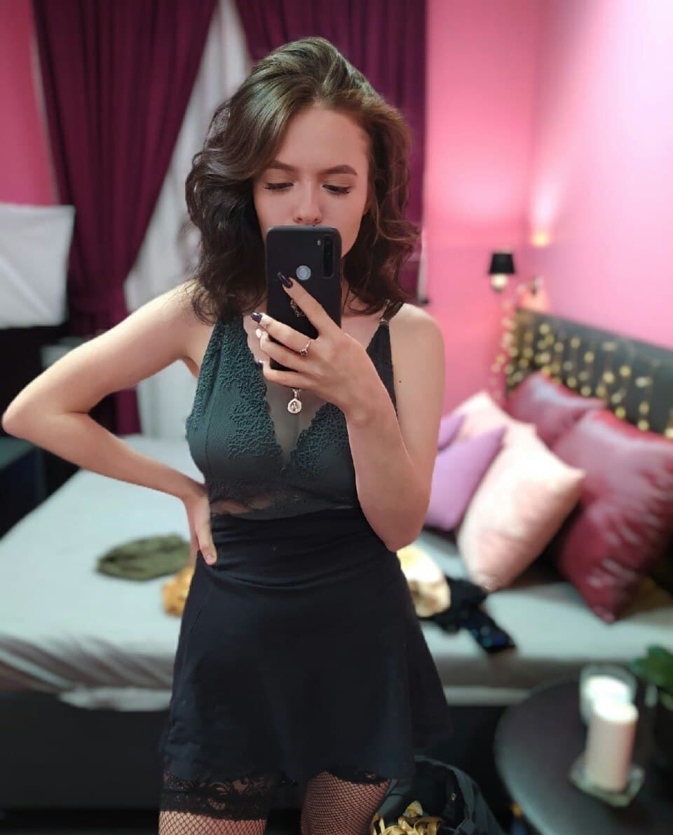 Проститутка Питера Ксюша с 2 размером груди предлагает интим услуги у метро Волковская  +7(981)136-33-84 - фото 3