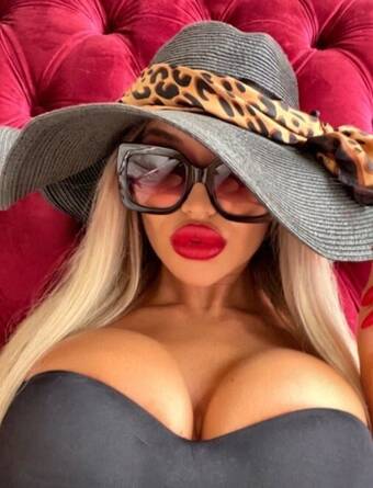 Индивидуалка Мила +7(981)214-21-80 Питера